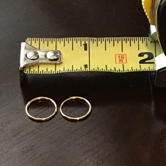 NEW Solid 14K Gold Endless Hoops, 10mm - Picture 4 of 7